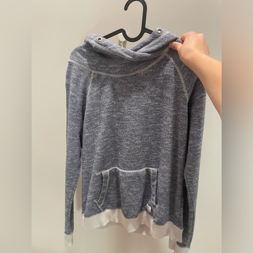 Garage sweater size small women’s